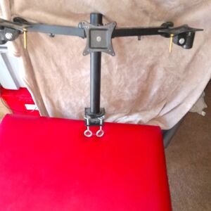 3 xomputer monitor desk display